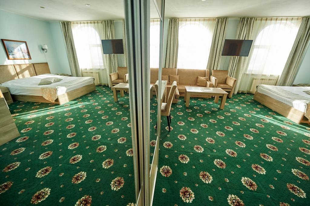 Imperial Palace Hotel Južno-Sachalinsk Exteriér fotografie